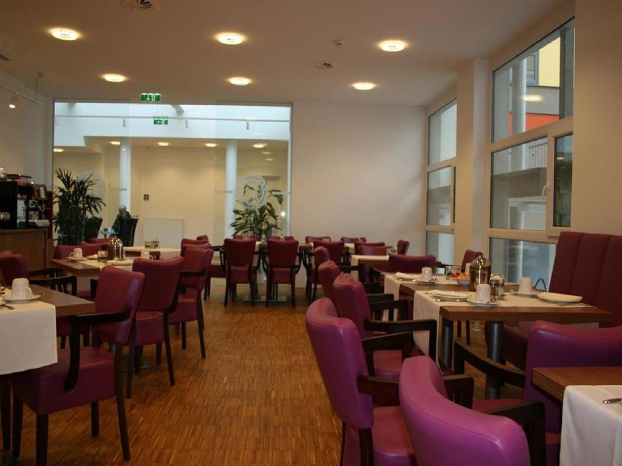 Stadthotel ויידהופן אן דר טהיה מראה חיצוני תמונה