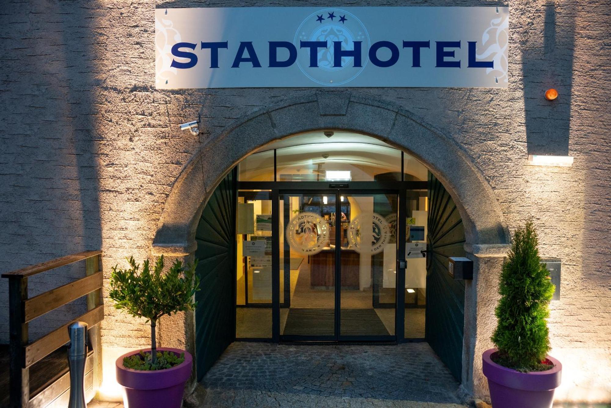 Stadthotel ויידהופן אן דר טהיה מראה חיצוני תמונה