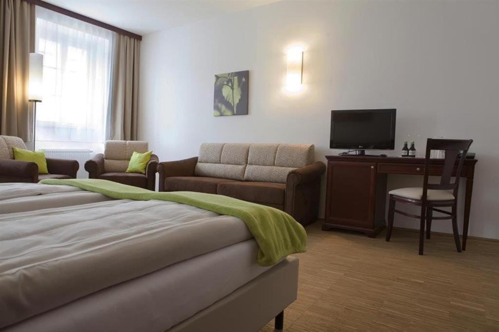 Stadthotel ויידהופן אן דר טהיה חדר תמונה